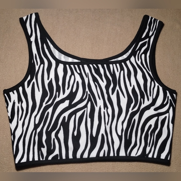 Shein zebra print crop tank top - M - Picture 8 of 8